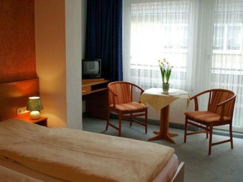 Hotel-Pension Ursula บัดซัคซา ภายนอก รูปภาพ