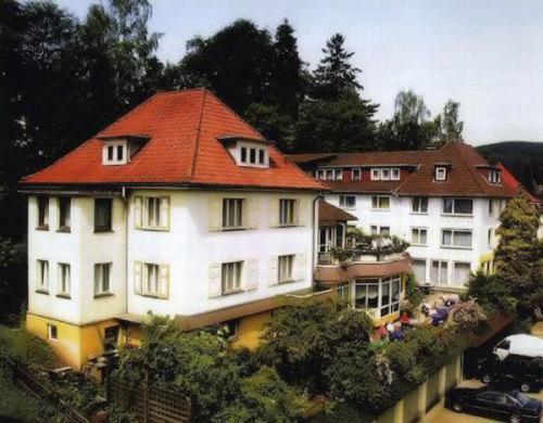 Hotel-Pension Ursula บัดซัคซา ภายนอก รูปภาพ